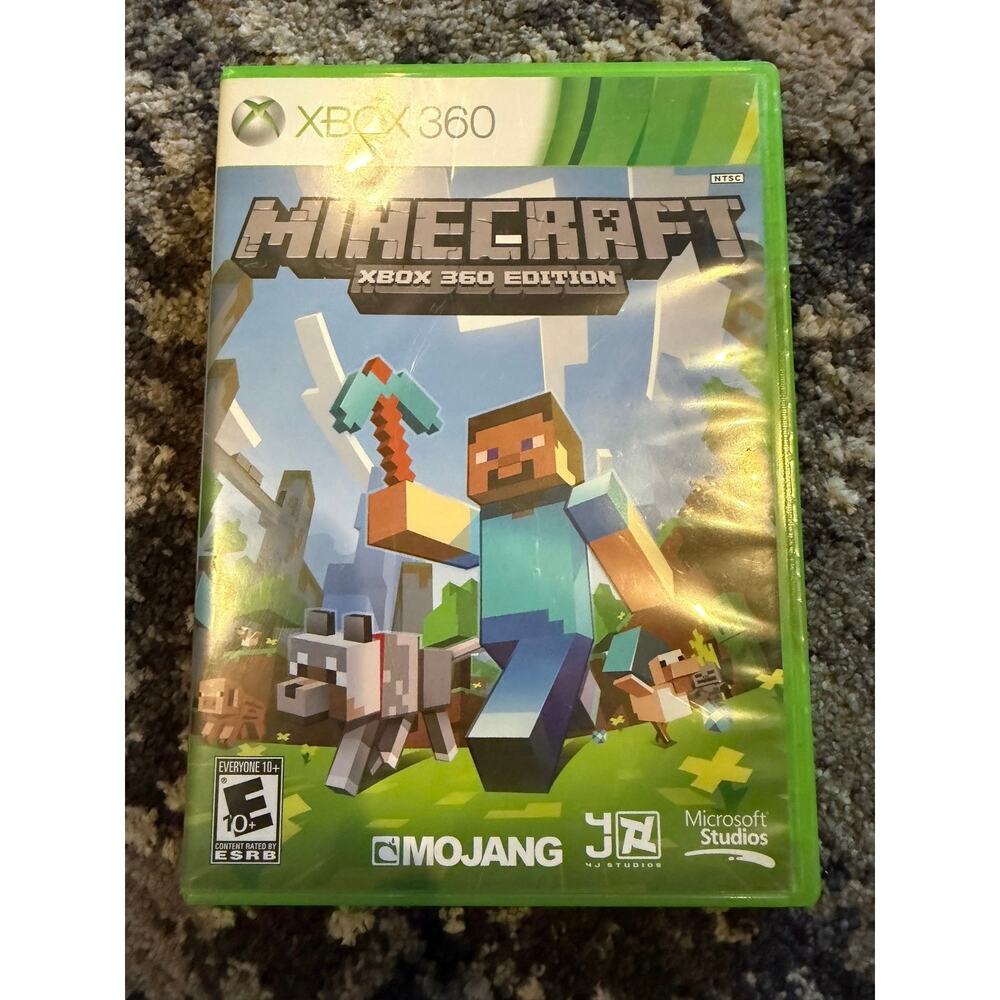 Minecraft for Xbox 360
Comes with Game and Case